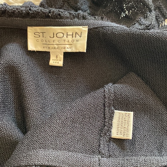 ST. JOHN 💯 Authentic - Picture 6 of 6